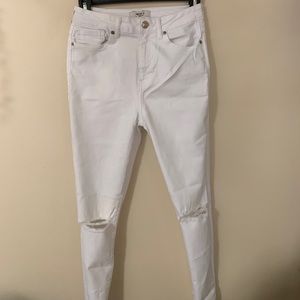 White destroyed jeans